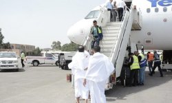 مجددًا .. 298 حاجًا يغادرون عبر مطار صنعاء الدولي وسط ترتيبات فنية وخدماتية عالية
